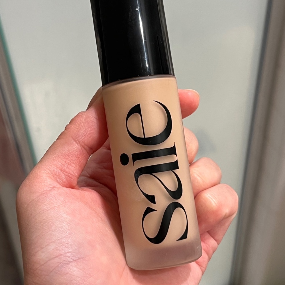 SAIE GLOWY SUPER SKIN TINT FOUNDATION #3